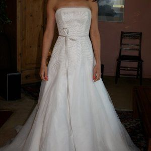 Vera Wang Wedding dress